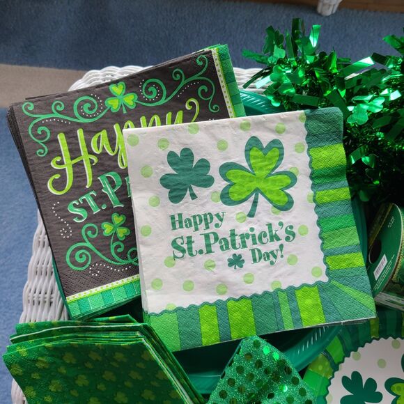 St. Patrick’s Day Decoration and Party Lot – Festive & Fun Shamrock Style! - Picture 5 of 9